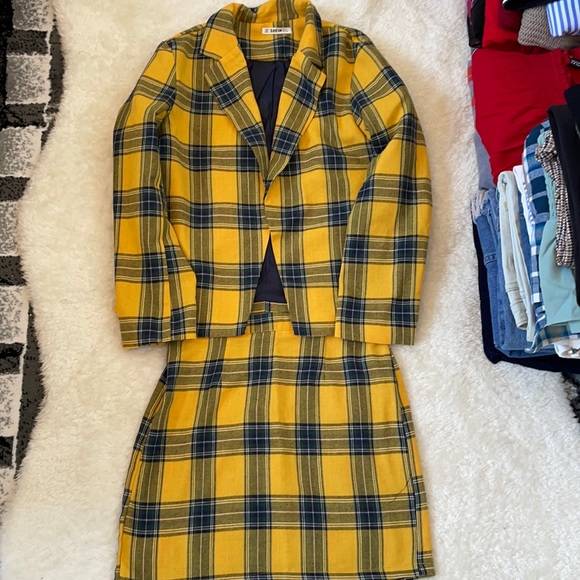 SHEIN Other - Skirt suit set